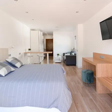 Apartament Palmeras Playa Studio: Pools, Beach, Sun & Shore Puerto de la Cruz (Tenerife)